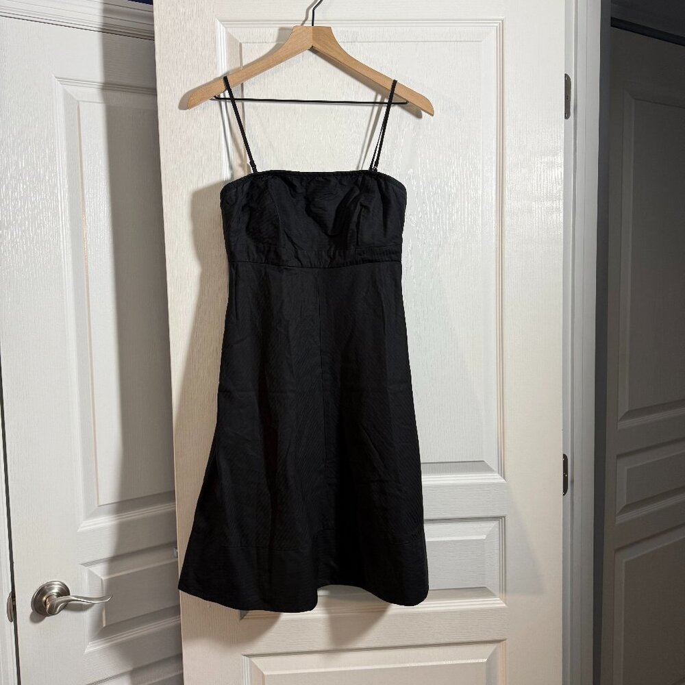 EUC - Gap - Black Dress - Size 6 - Picture 1 of 3